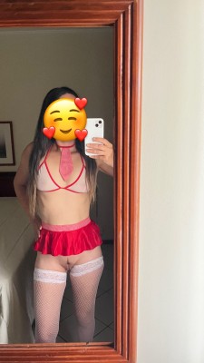 Loira mignon toda natural alto nível para homens exigentes