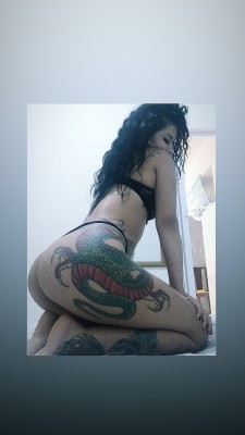 Leticia ninfetinha nova na cidade Fasso todos os seus desejos virar realidade 💋