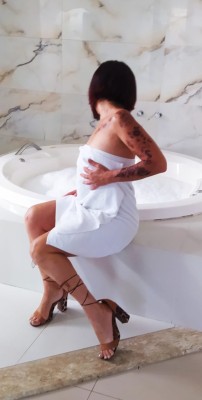 ALEXIA COROA DE LUXO