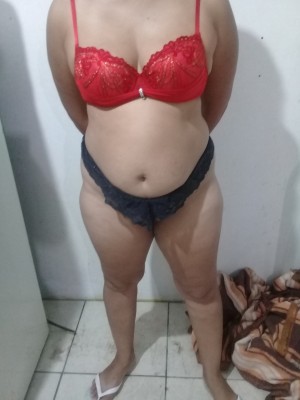 Pimentinha Boa vem atendi clientes sou bem carinhosa quem quizer me chama