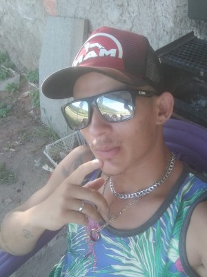 Novinho dos olhos azul