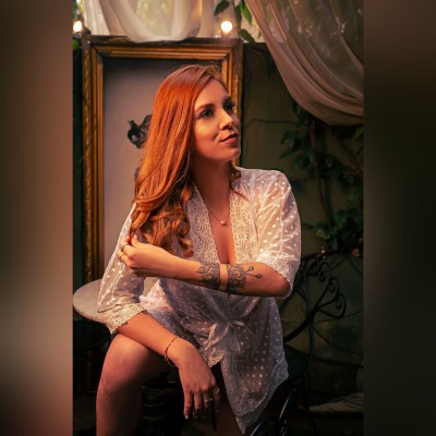 Pati Ruiva 🌹😍