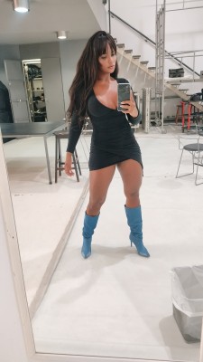 Atriz pornô com o clitóris mais gostoso que já viu