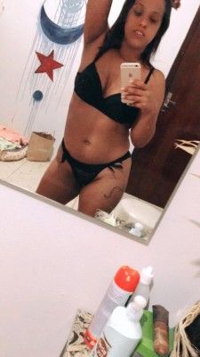 Morena amorosa