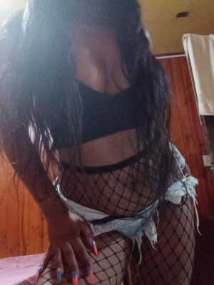 Rebecca 200$ tenho local
