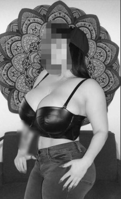 Mulher Melancia- Estilo Atriz Pornô- Rabuda e Peituda