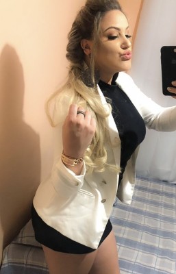 RAFAELLA CORTEZ