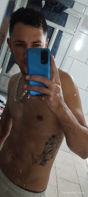 Tarado por 👑
