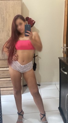 Paty Lara 