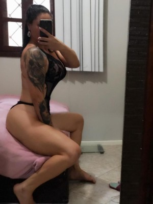 Leticia greludinha