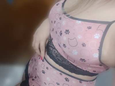 Érica loira alto nível venha gozar gostoso comigo