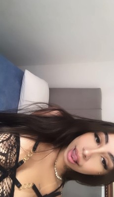 Novinha de volta a tiva !!