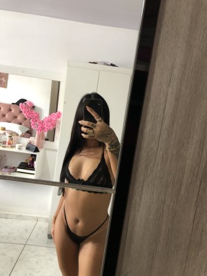 Novinha de volta a tiva !!
