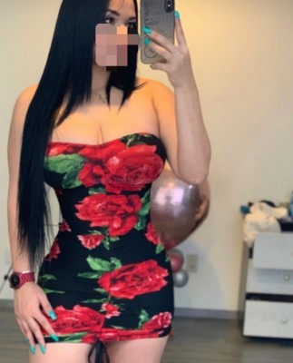 CAROLINE MARAVILHOSA PERFEITA