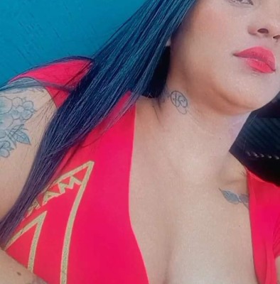 Morena tatuada