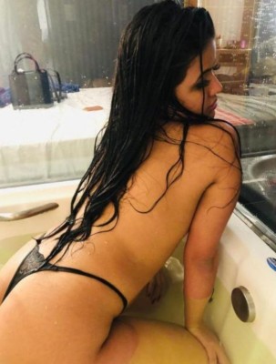 Morena gostosa