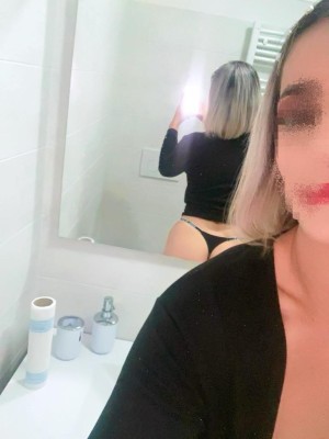 Flávia Mendes