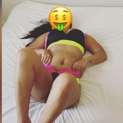 Iza morena gostosa fotos reais com local