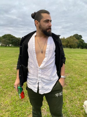 DANIEL MEDEIROS TESUDO OLHOS CLAROS