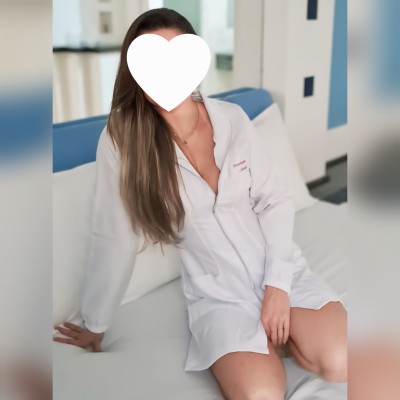Kelly (massagem e acompanhante)