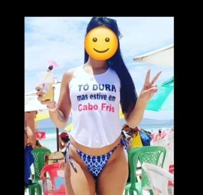Moreninha apertadinha