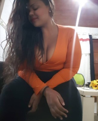 Layara Artazzio acompanhante