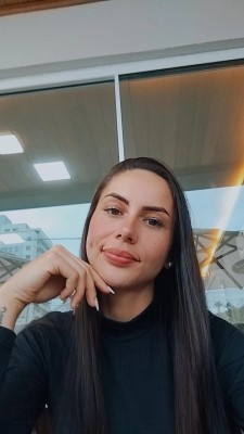 Seria um prazer te conhecer! Bjs da Mel