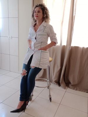 PALOMA MARCELYY LOIRA MASSAGISTA COROA