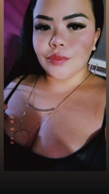 Disponível com local livre de tudo ☺️ Gordinha safadinha 🙈😍, gosto de dar de 4 pq eu gozo gostoso 😋. Vem me fuder gostoso