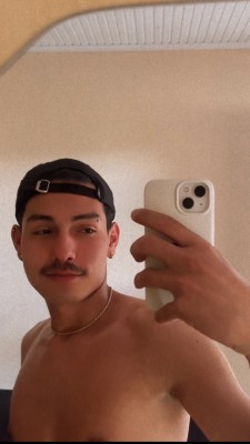 GAROTO DE PROGRAMA