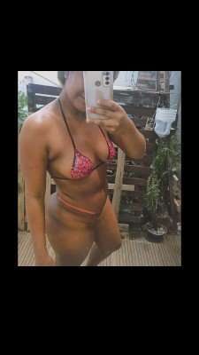 Tímida e rabudinha gostosinha 🙈