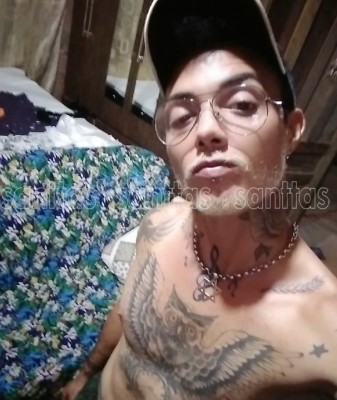 Moreno claro corpo legal tatuado venha passar bom momentos ao meu lado