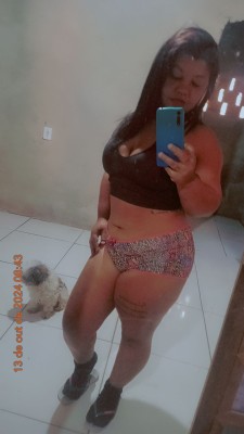 Morena tatuada
