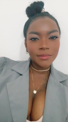 Baiana da bucetinha rosa