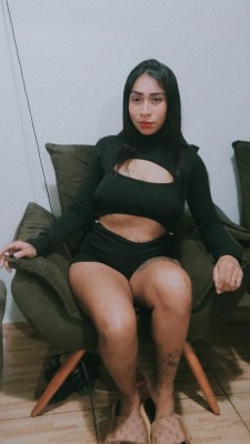 Kayli massoterapeuta