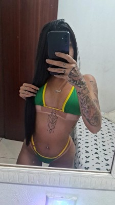 Gaby novinha de 23 aninhos com local