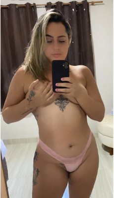 Fernandinha loirinha gostosa !