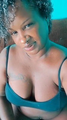 Morena Bombom