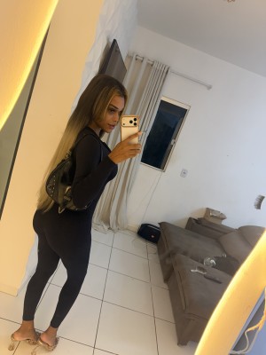 Uma garotinha