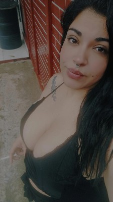 Gordinha tatuada 🔥🍁