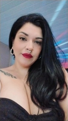 Gordinha tatuada 🔥🍁
