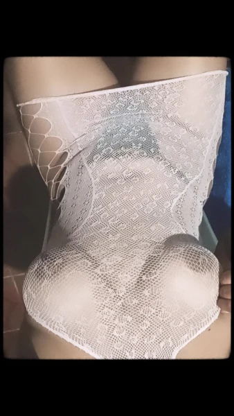 Bucetuda tesuda sensual  cor do pecado disponível 