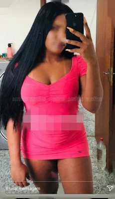 Geovana Mulata Quente