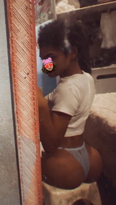 Novinha ninfetinha