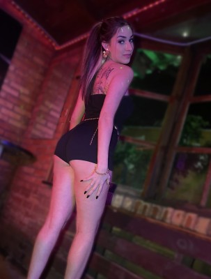 Laura Andrade