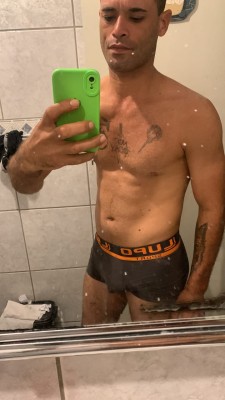 Bruto e carinhoso só mesmo tempo