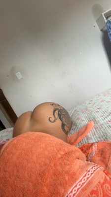 Rabuda tatuada