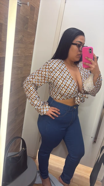 LILI RIBEIRO DISPONÍVEL 
