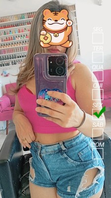 Camila, Baixinha e com belas curvas chame para mais informações