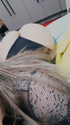 Camila, Baixinha e com belas curvas chame para mais informações